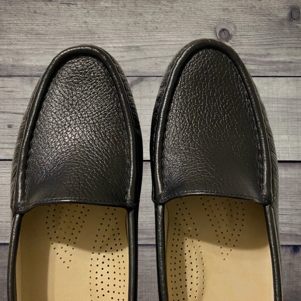 SAS Simplify 7 Narrow Black Leather Loafers Flats Comfort Shoes Mint Made in USA